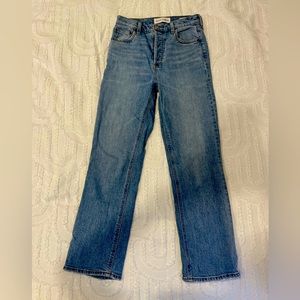 Aritzia - Denim Forum Arlo High Rise Straight (26W, 28L)
